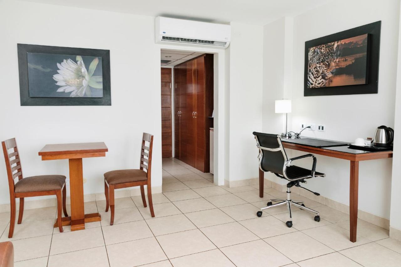 Wyndham Costa Del Sol פוקאלפה מראה חיצוני תמונה A room at the hotel