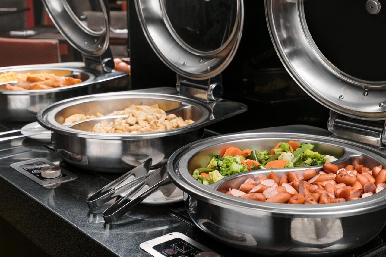 Wyndham Costa Del Sol פוקאלפה מראה חיצוני תמונה A chafing dish